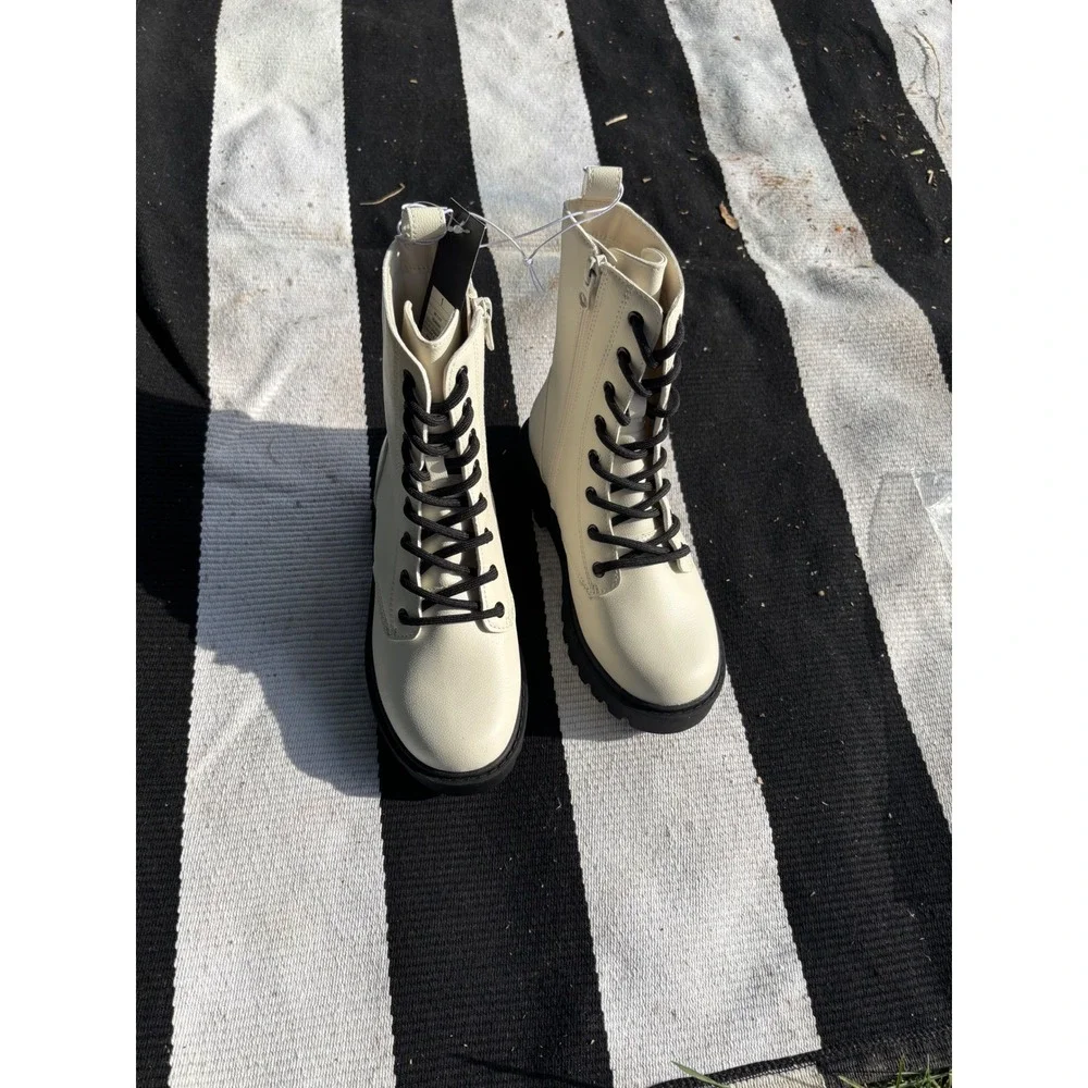 Art Class Kids‎ Faux Leather Combat Boots Black Lug Sole Side Zip Size 1